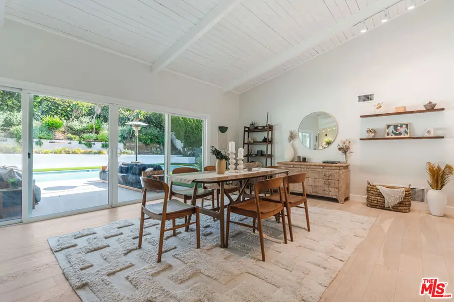 5552 S Corning Avenue, Los Angeles, CA 90056 - #3