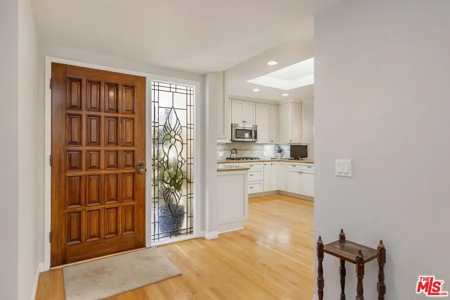 4829 Dempsey Avenue, Encino, CA 91436 - #2