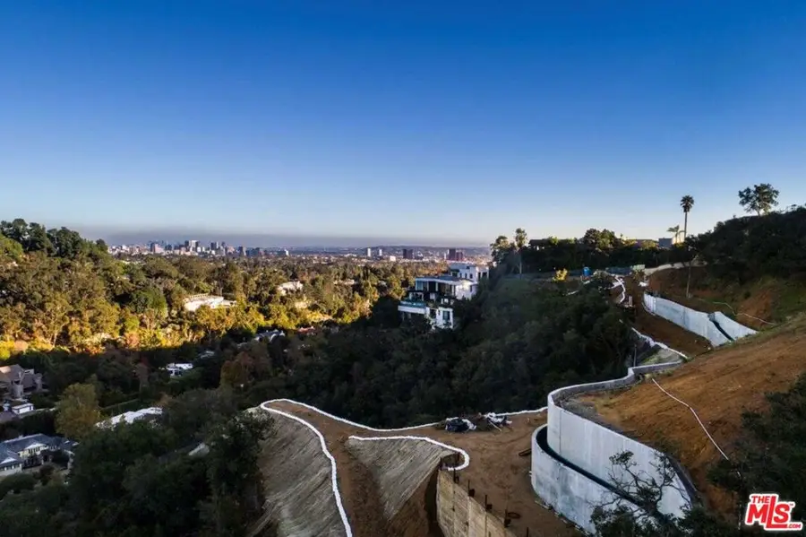 1862 Mango Way, Los Angeles, CA 90049 - #2