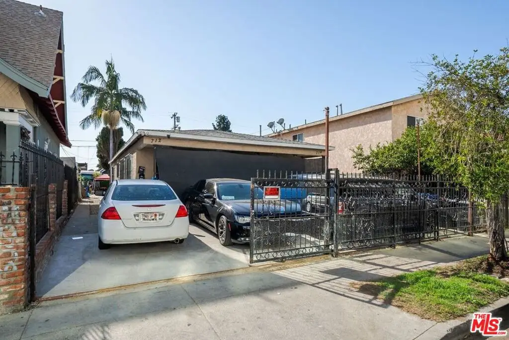 712 W 40th Place, Los Angeles, CA 90037 - #1