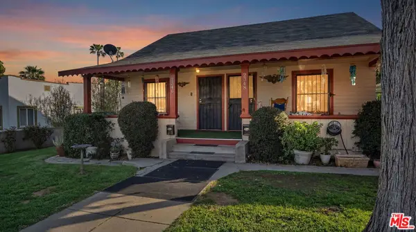 2346 2348 Yosemite Drive, Los Angeles, CA 90041