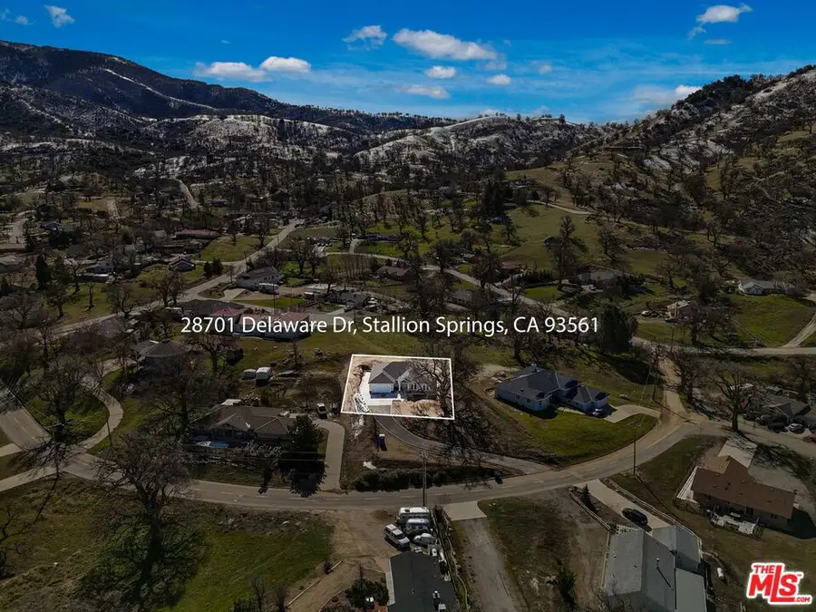 28701 Delaware Drive, Tehachapi, CA 93561 - #2