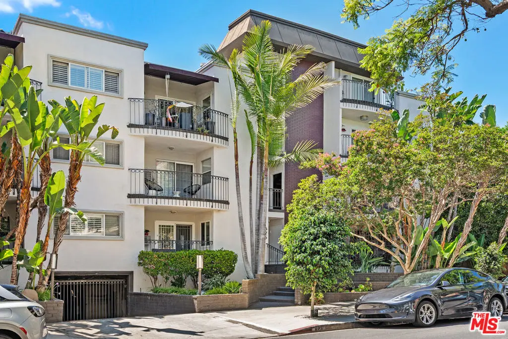 625 N Flores Street #304, West Hollywood, CA 90048 - #1