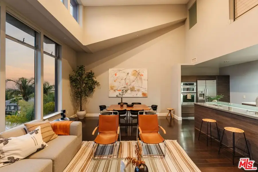 1250 N Harper Avenue #PH421, Los Angeles, CA 90046 - #3