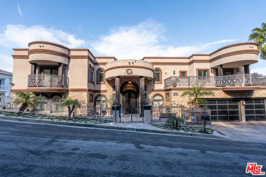 11131 Mountcastle Drive, Studio City, CA 91604 - #2