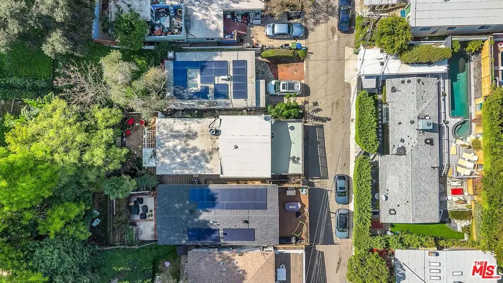 8518 Walnut Drive, Los Angeles, CA 90046 - #1