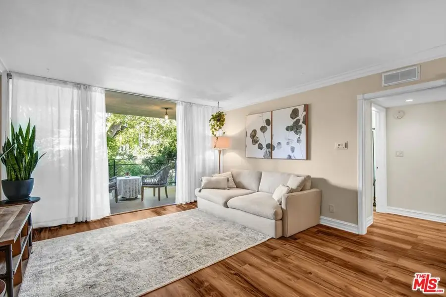 289 S Barrington Avenue #A102, Los Angeles, CA 90049 - #2