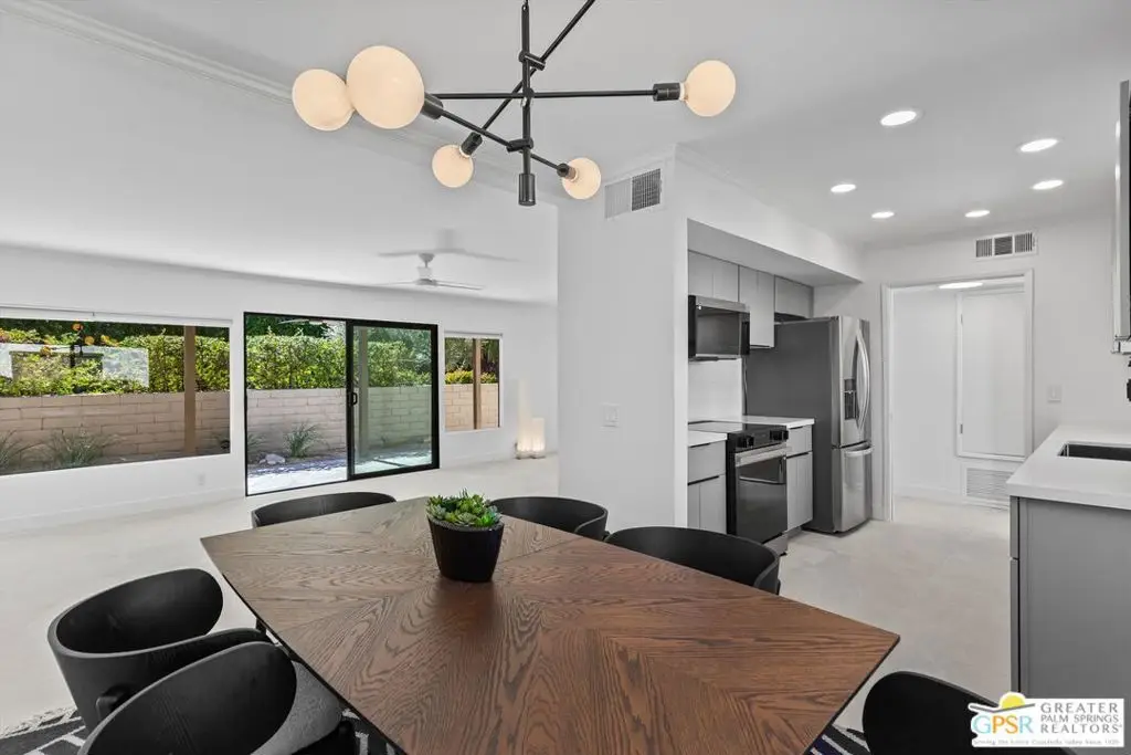 1733 Capri Circle, Palm Springs, CA 92264 - #1