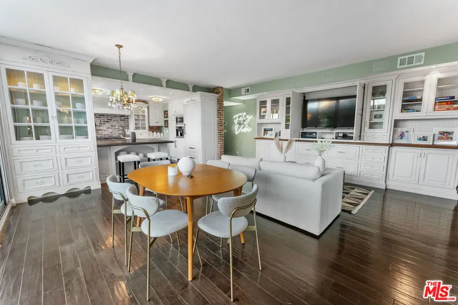 17366 W Sunset Boulevard #102, Pacific Palisades, CA 90272 - #2