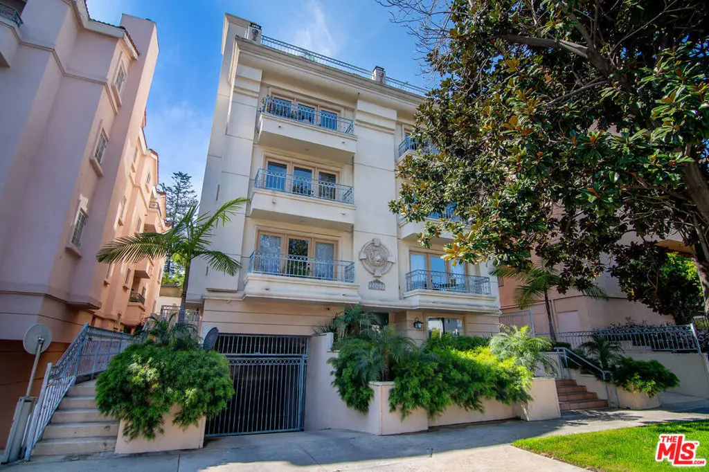 2007 S Beverly Glen Boulevard #102, Los Angeles, CA 90025 - #1