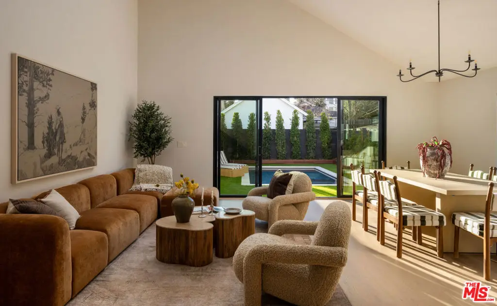 321 N Lucerne Boulevard, Los Angeles, CA 90004 - #1