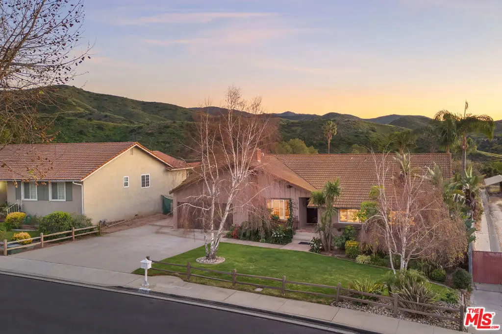 1218 Nonchalant Drive, Simi Valley, CA 93065 - #1