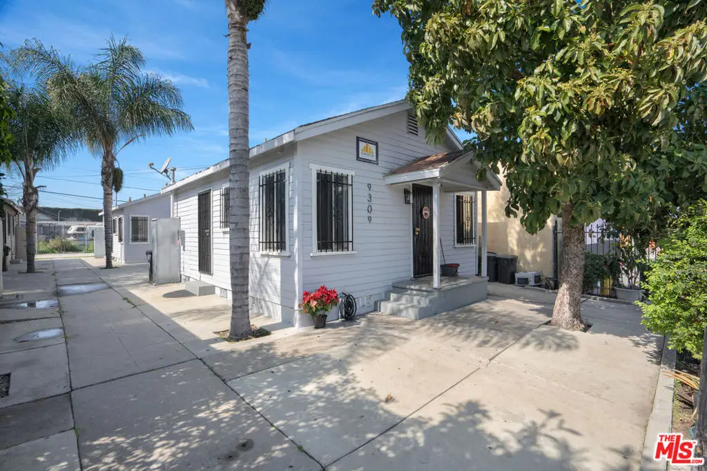 9309 S Broadway, Los Angeles, CA 90003 - #1