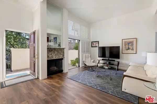 6263 1/2 Randi Avenue, Woodland Hills, CA 91367