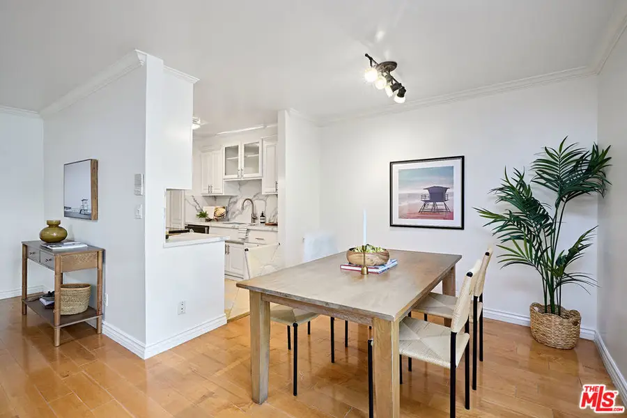 1831 Barry Avenue #4, Los Angeles, CA 90025 - #3