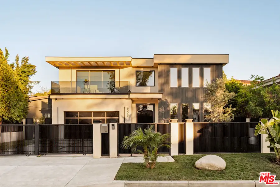 4528 Matilija Avenue, Sherman Oaks, CA 91423 - #3