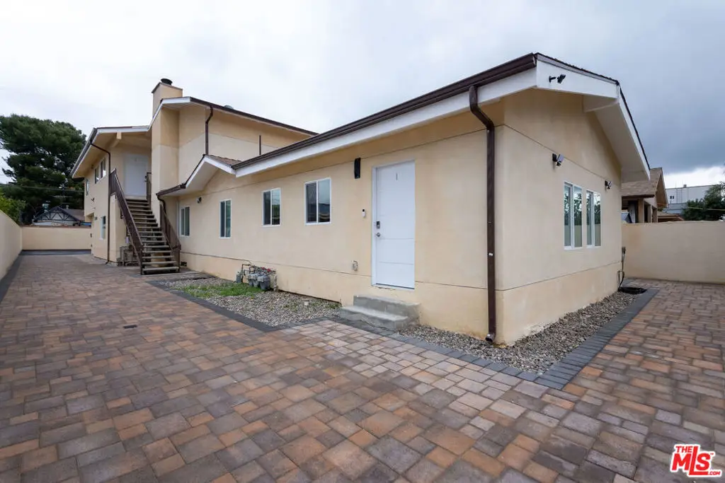 11315 Tiara Street, North Hollywood, CA 91601 - #1