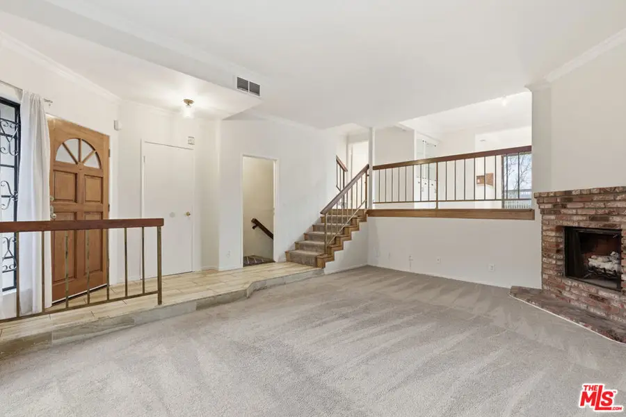 7100 Balboa Boulevard #101, Van Nuys, CA 91406 - #2