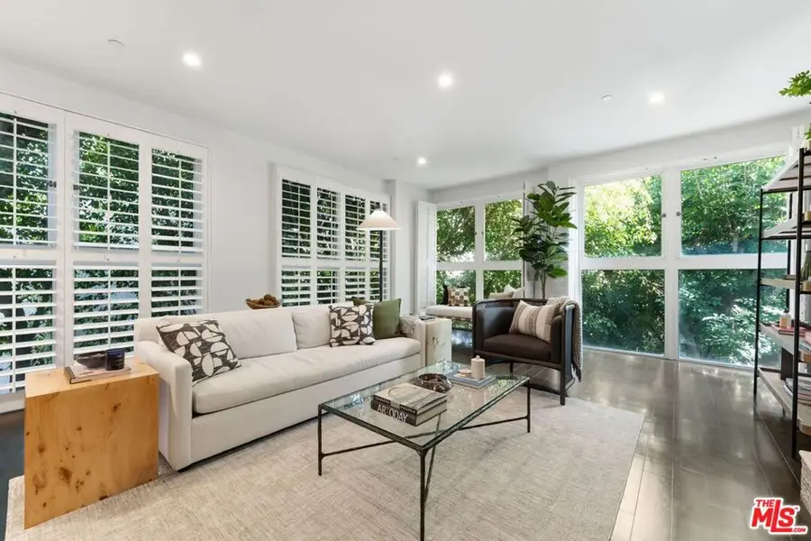 1927 Glendon Avenue #202, Los Angeles, CA 90025 - #3