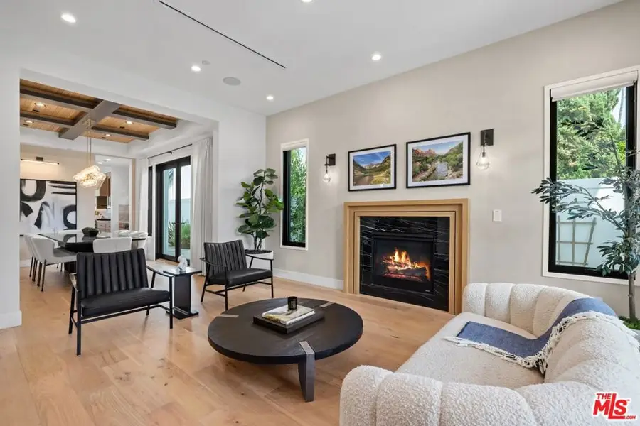 971 S Bundy Drive, Los Angeles, CA 90049 - #2