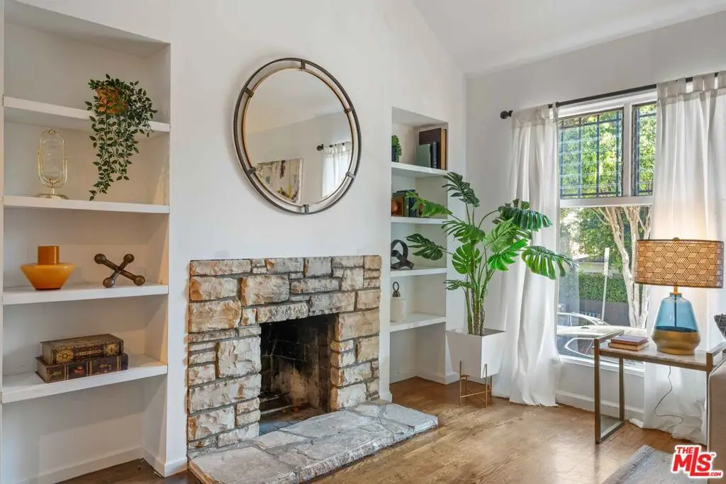 9039 Phyllis Avenue, West Hollywood, CA 90069 - #1