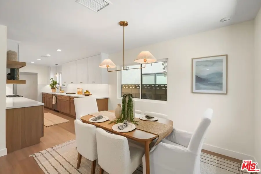 13111 Magnolia Boulevard, Sherman Oaks, CA 91423 - #2