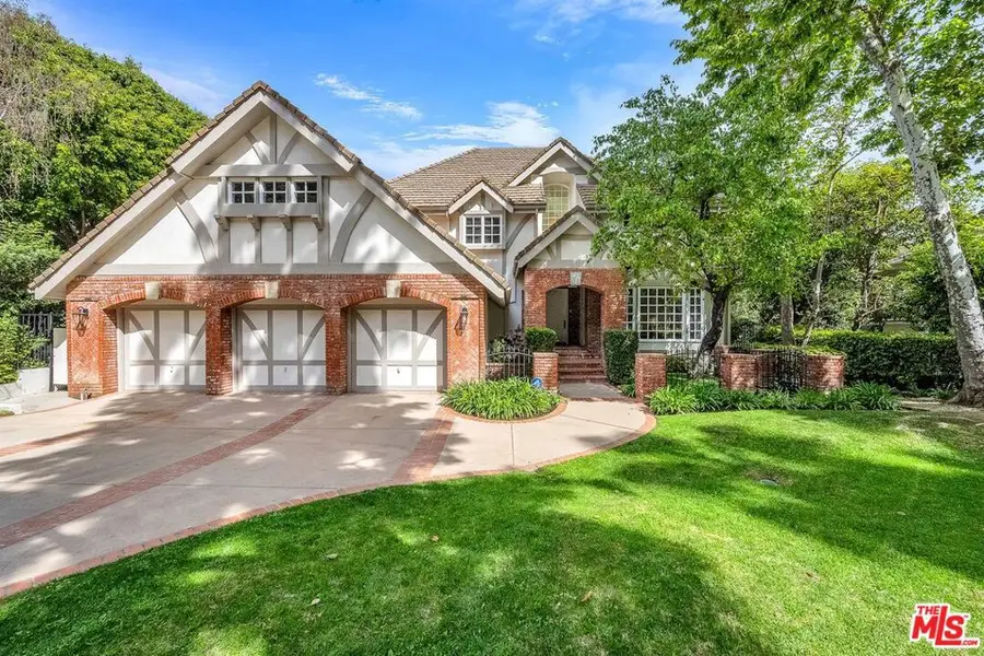 3225 Iredell Lane, Studio City, CA 91604 - #2