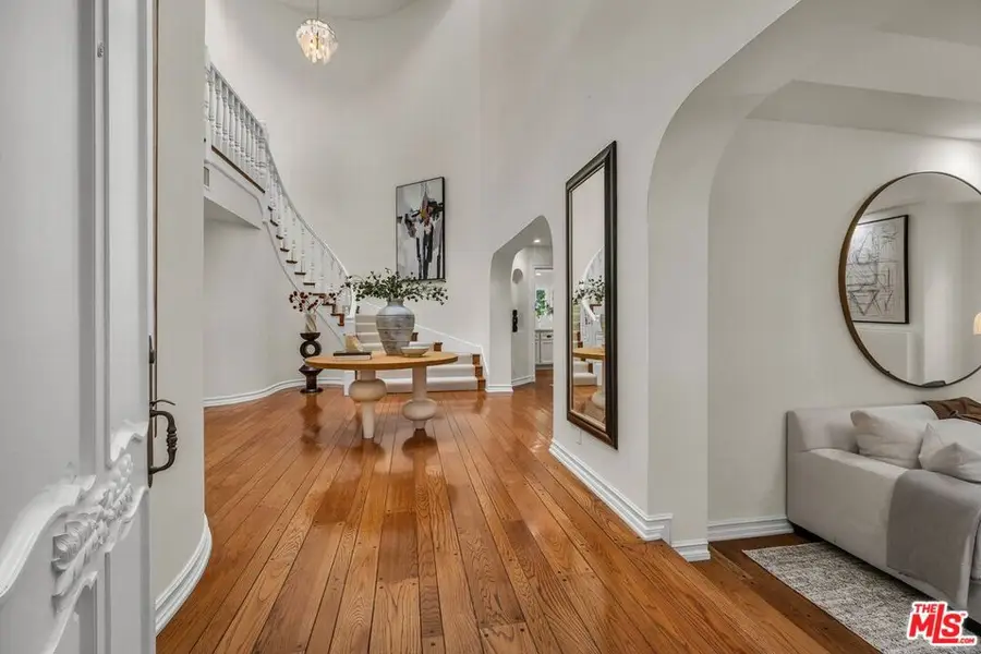 3225 Iredell Lane, Studio City, CA 91604 - #3