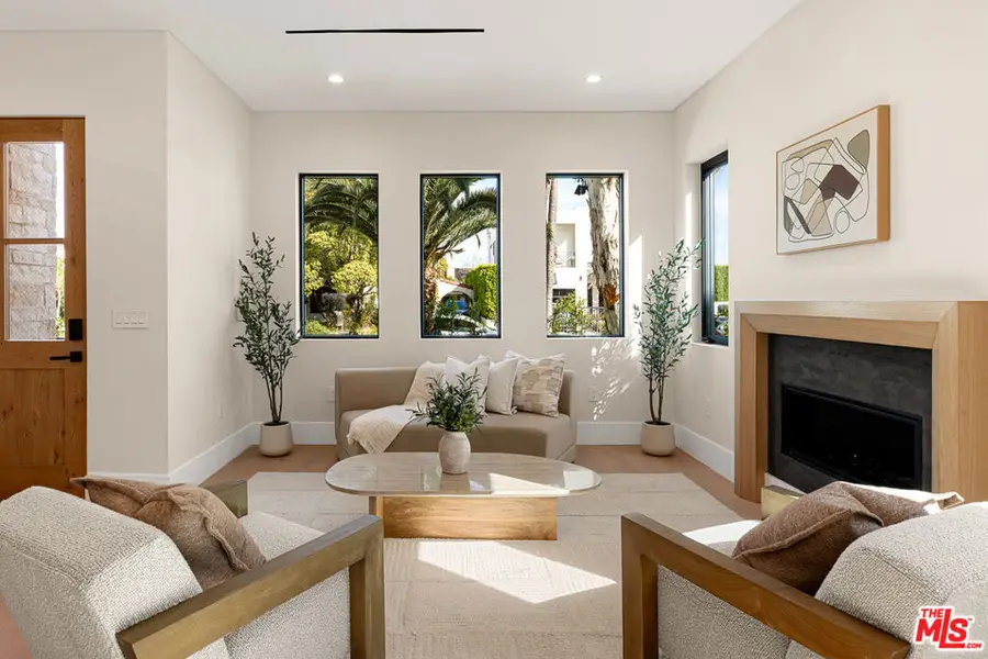 1621 S Garth Avenue, Los Angeles, CA 90035 - #2