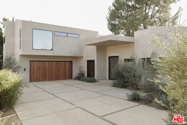 3565 Crownridge Drive, Sherman Oaks, CA 91403