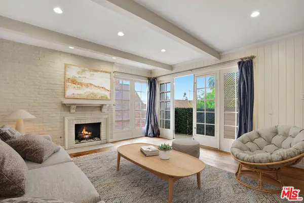 1260 S Beverly Glen Boulevard #304, Los Angeles, CA 90024