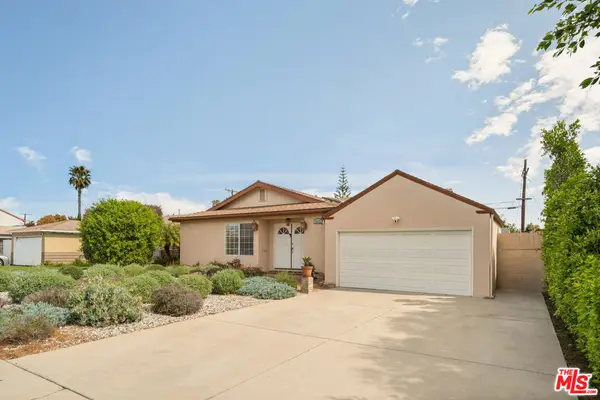 8512 Belford Avenue, Los Angeles, CA 90045