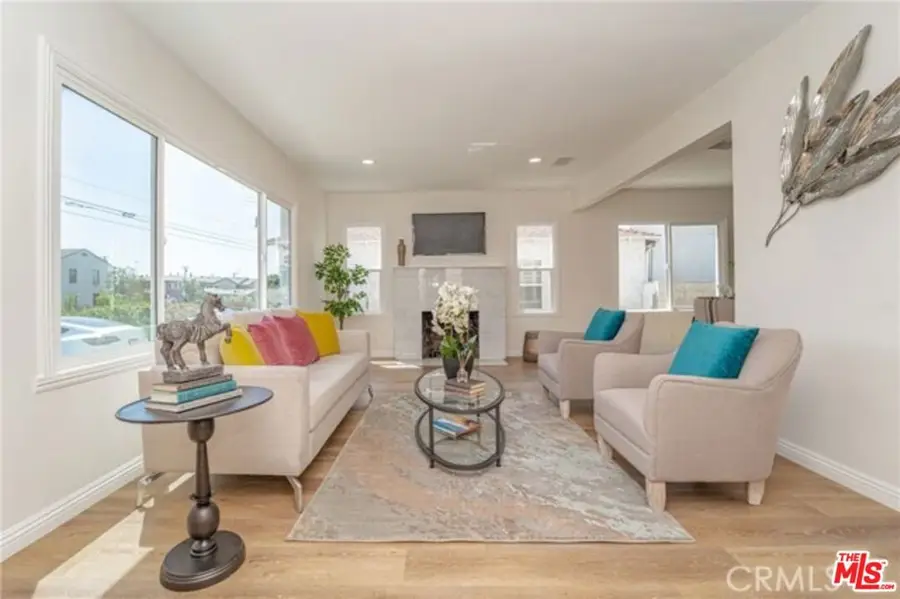 7317 Tujunga Avenue, North Hollywood, CA 91605 - #2