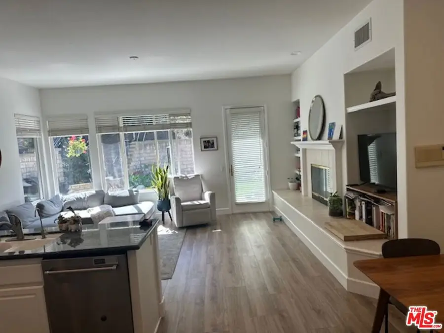 1588 Applefield Street, Newbury Park, CA 91320 - #3