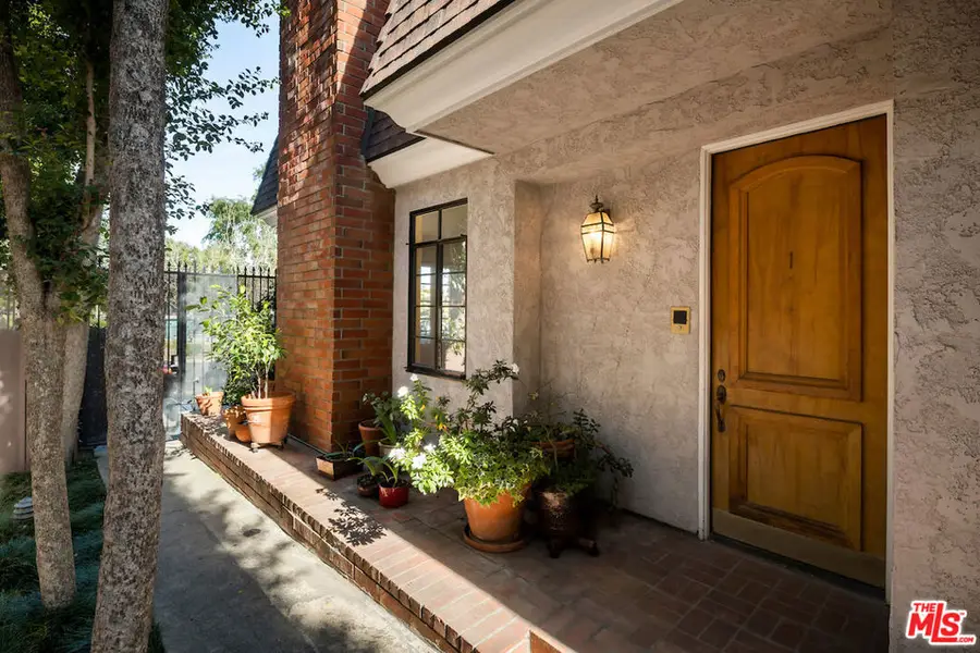 1148 Chelsea Avenue #1, Santa Monica, CA 90403 - #3