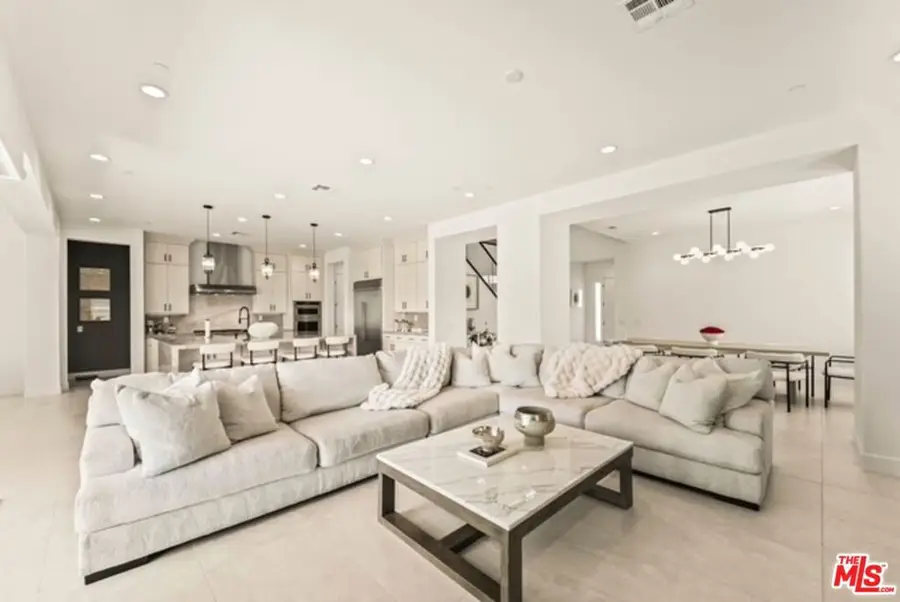 11767 Toyon Drive, Chatsworth, CA 91311 - #3