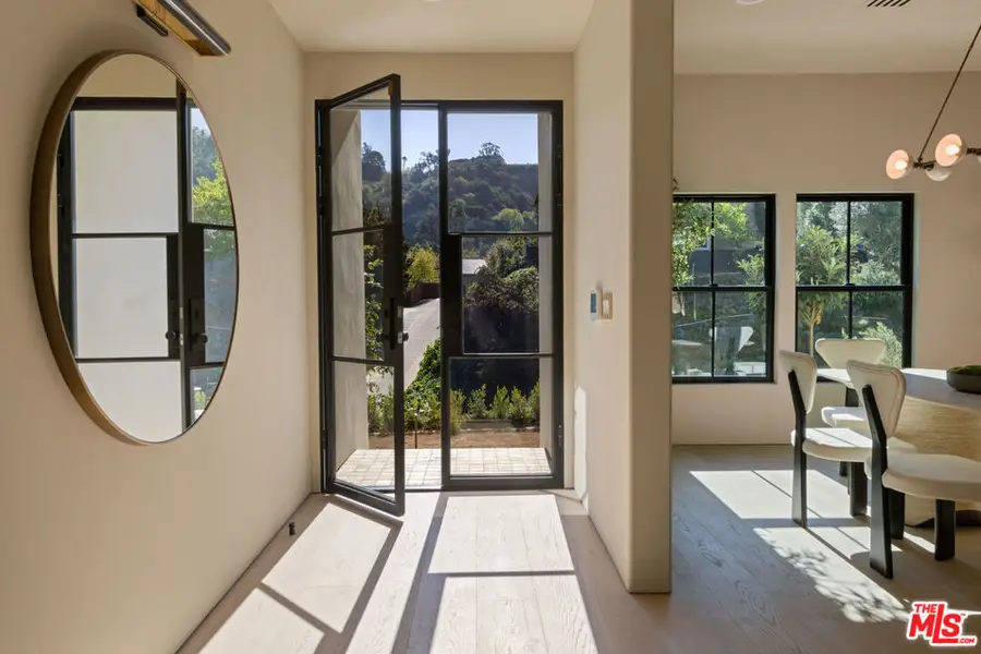 3236 Longridge Terrace, Sherman Oaks, CA 91423 - #3