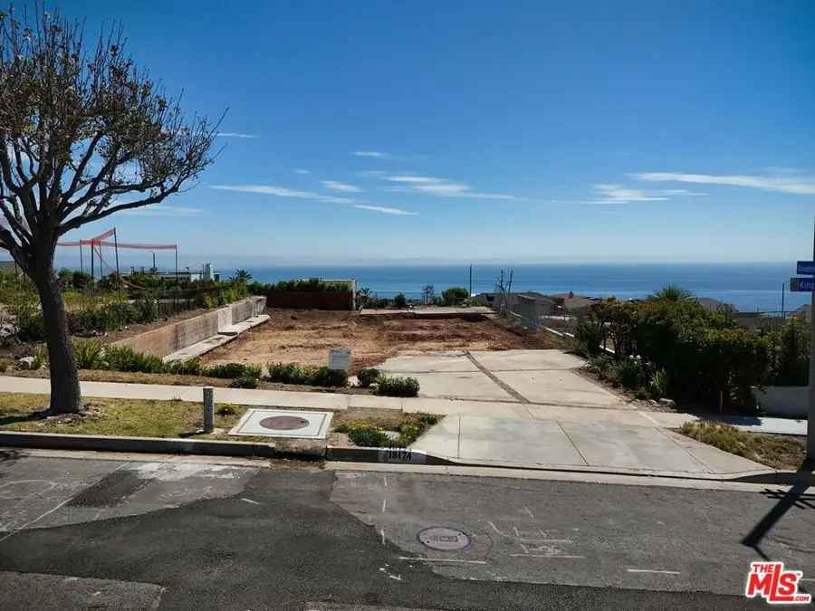 18174 Kingsport Drive, Malibu, CA 90265 - #2