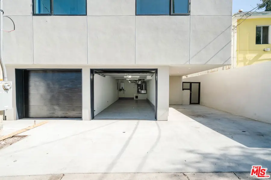 611 Broadway Street, Venice, CA 90291 - #3