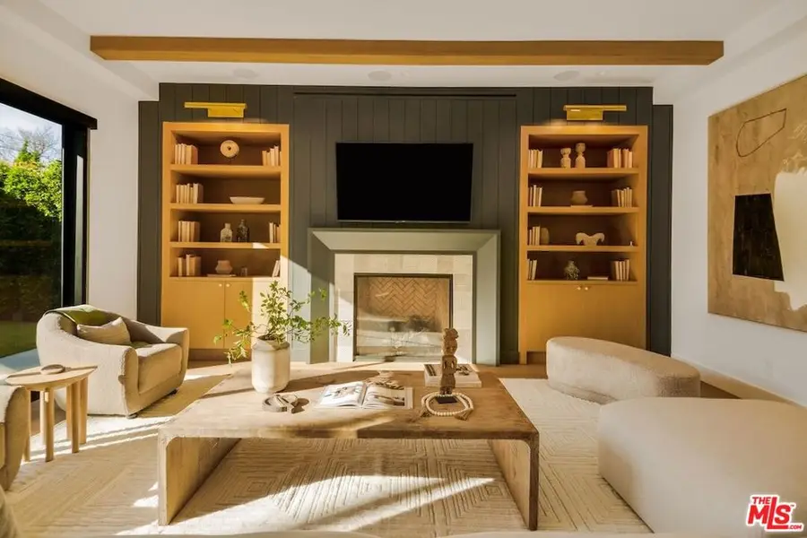 4261 Denny Avenue, Toluca Lake, CA 91602 - #3