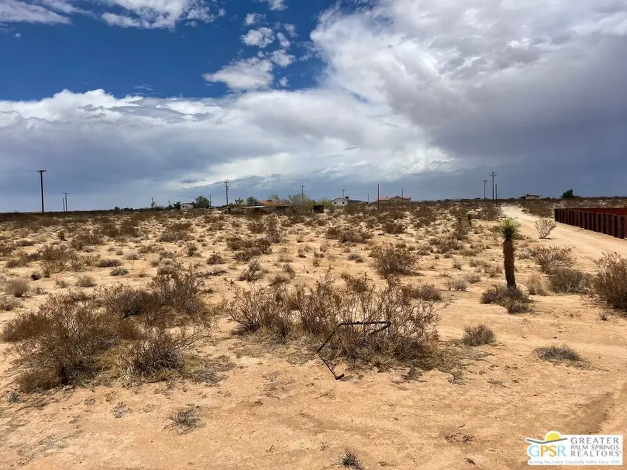 32 Border Ave, Joshua Tree, CA 92252 - #2