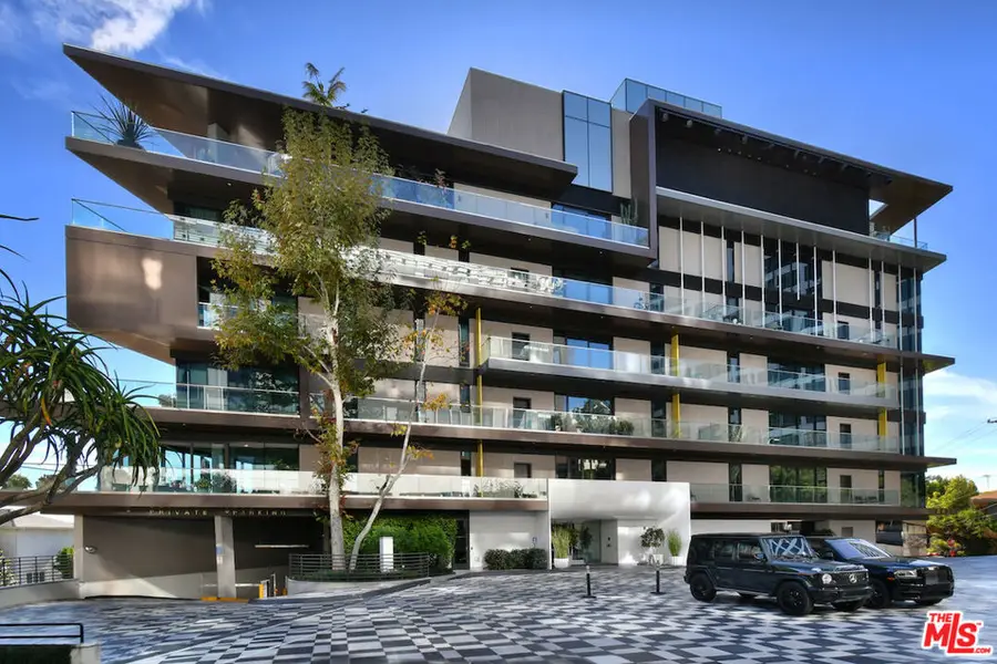 8420 W Sunset Boulevard #403, West Hollywood, CA 90069 - #3