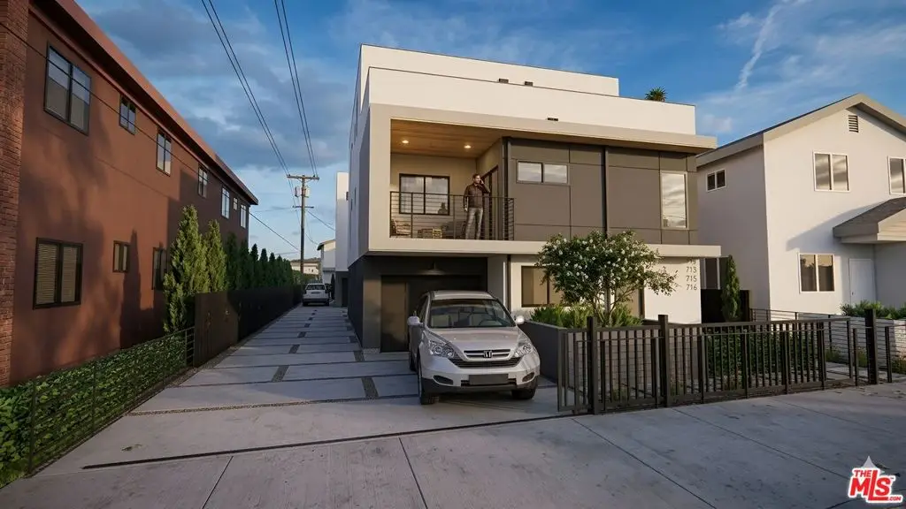 715 E 41st Place, Los Angeles, CA 90011 - #1