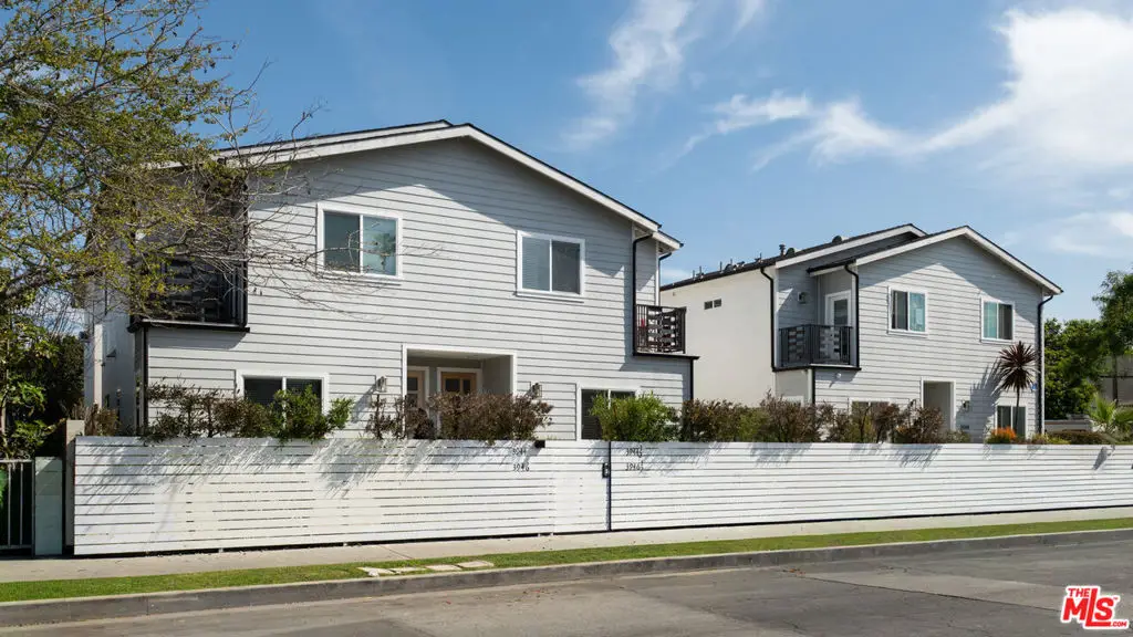 3944 S Budlong Avenue, Los Angeles, CA 90037 - #1