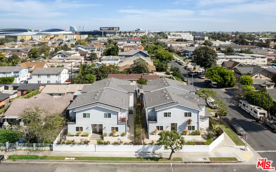 3944 S Budlong Avenue, Los Angeles, CA 90037 - #2