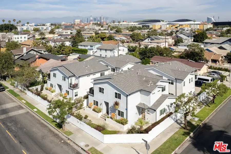 3944 S Budlong Avenue, Los Angeles, CA 90037 - #3