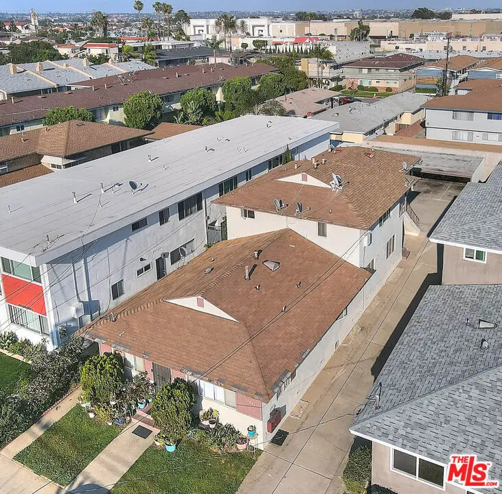 12242 Manor Drive, Hawthorne, CA 90250 - #2