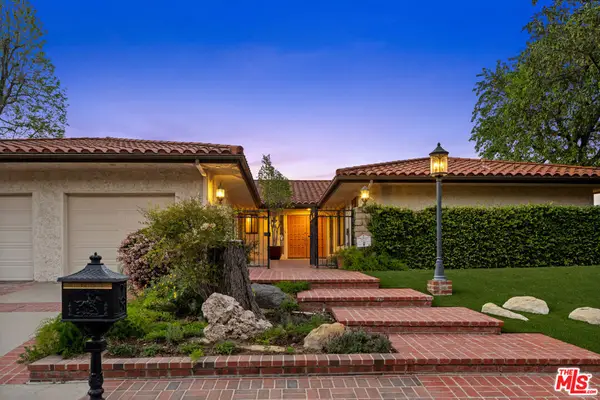 18919 La Montana Place, Tarzana, CA 91356