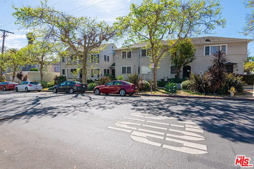 3220 W 2nd Street, Los Angeles, CA 90004 - #1