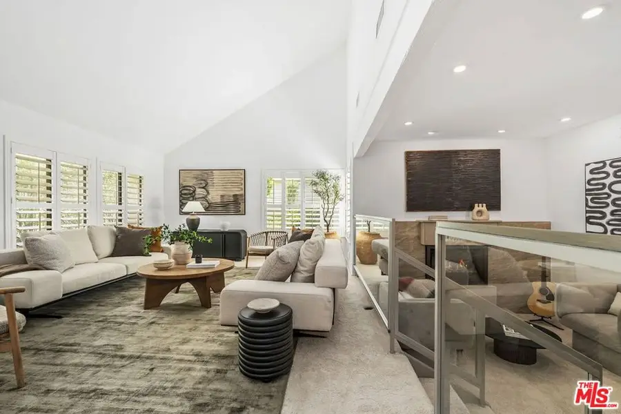 1423 Avenida De Cortez, Pacific Palisades, CA 90272 - #2